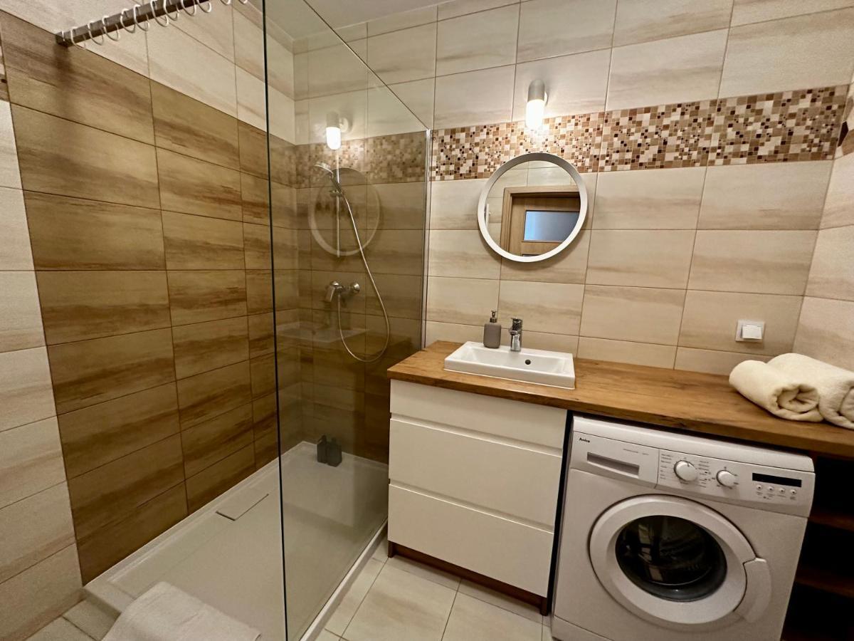 Tresor Pulaskiego Apartments Cracovia Esterno foto